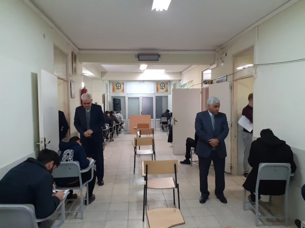 بازدید سرزده ریاست و معاونت محترم دانشگاه، از فرآیند برگزاری امتحانات ترم اول دانشگاه فرهنگیان واحد علامه طباطبایی سبزوار 4