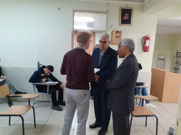 بازدید سرزده ریاست و معاونت محترم دانشگاه، از فرآیند برگزاری امتحانات ترم اول دانشگاه فرهنگیان واحد علامه طباطبایی سبزوار 5