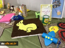 به همت دانشجو معلمان واحد (خواهران) نمایشگاه و کارگاه آثار هنری دانشجو معلمان ورودی 97 این دانشگاه، در محل سالن اجتماعات دانشگاه، برگزار گردید.  4