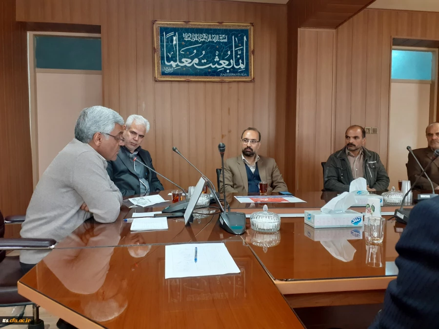 برگزاری جلسه شورای اداری دانشگاه فرهنگیان سبزوار، با محوریت اقدامات پیشگیرانه در جهت عدم به ابتلا به ویروس کرونا.  4