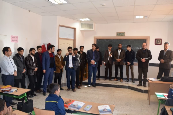 یاد ایام، همزمان با گرامیداشت دهه سرآمدی آموزش.(تصاویری از فارغ التحصیلان و دانشجو معلمان برتر آموزشی دانشگاه فرهنگیان، واحد علامه طباطبایی سبزوار در سنوات گذشته) 3