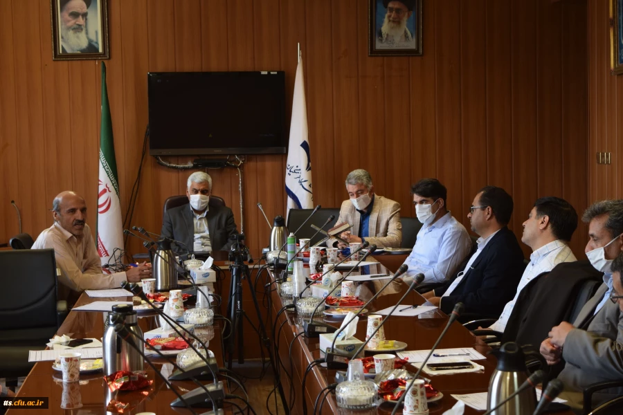 برگزاری جلسه شورای اساتید گروه های علوم، ریاضی و علوم تربیتی  3