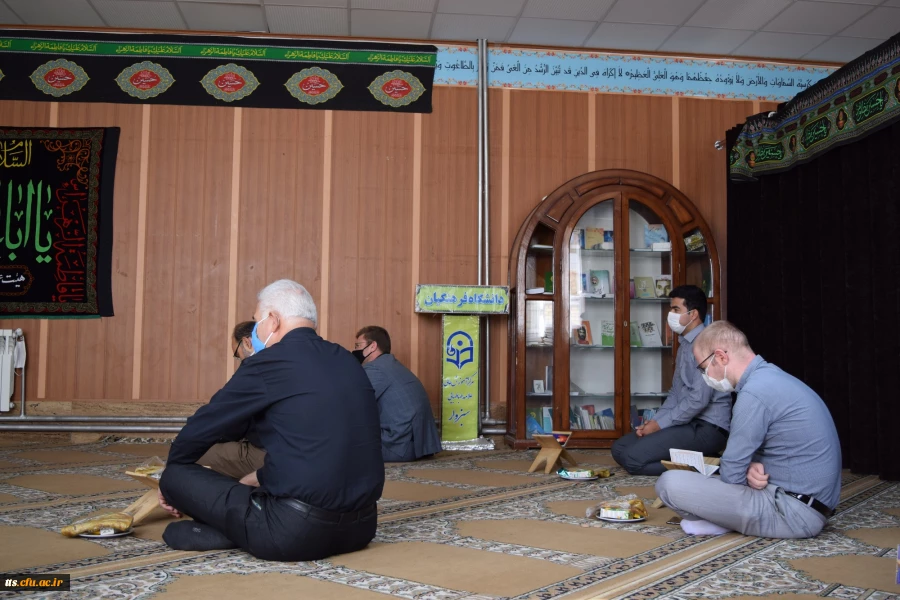 گرامیداشت مقام شامخ سرور و سالار شهیدان امام حسین (ع) به همراه مراسم قرائت زیارت عاشورا 3