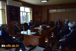 به مناسبت هفته کتاب و کتابخوانی صورت گرفت، تقدیر از کتابدار و کتاب خوان برتر دانشگاه 2