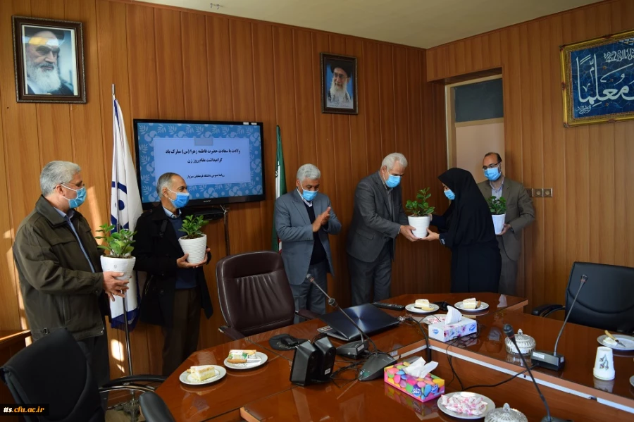 بزرگداشت مقام زن و تقدیر از بانوان دانشگاه فرهنگیان سبزوار  7