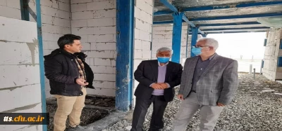 کاشت چند اصله درخت توسط تعدادی از دانشجو معلمان و کارکنان دانشگاه فرهنگیان سبزوار در اسفند ماه 1399