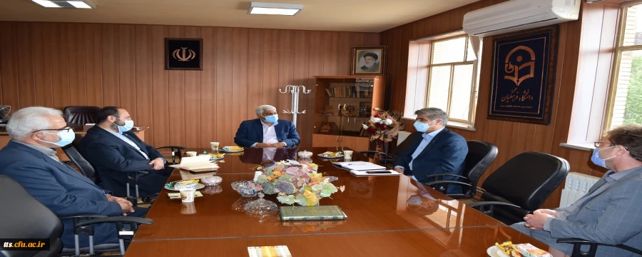 حضور مسئولین سرپرستی بانک تجارت در شهرستان سبزوار  2