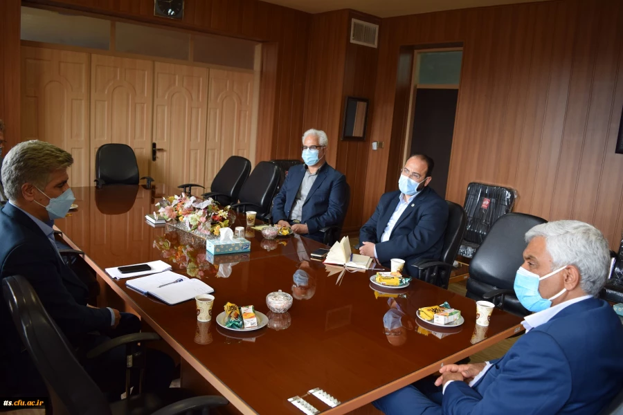 حضور مسئولین سرپرستی بانک تجارت در شهرستان سبزوار  3