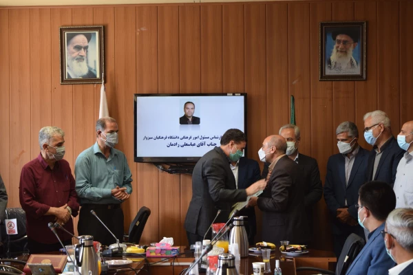 آیین تکریم کارشناس مسئول امور فرهنگی دانشگاه فرهنگیان سبزوار  3