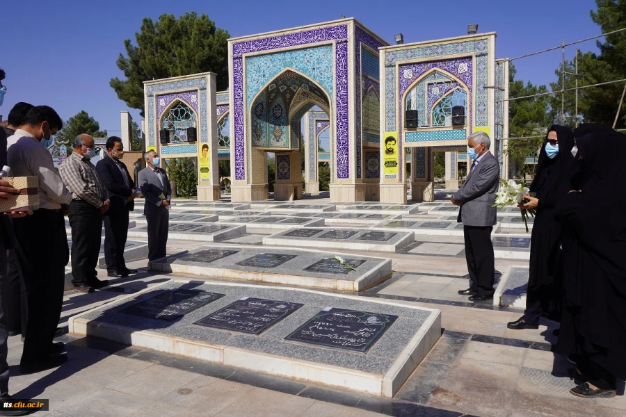 همزمان با گرامیداشت هفته دفاع مقدس صورت گرفت، غبارروبی مزار شهدا و تجدید پیمان با آرمان های شهدای 8 سال دفاع مقدس  6