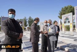 همزمان با گرامیداشت هفته دفاع مقدس صورت گرفت، غبارروبی مزار شهدا و تجدید پیمان با آرمان های شهدای 8 سال دفاع مقدس  8