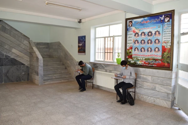 آغاز فرآیند ثبت نام حضوری از پذیرفته شدگان مقطع کارشناسی 1400 3