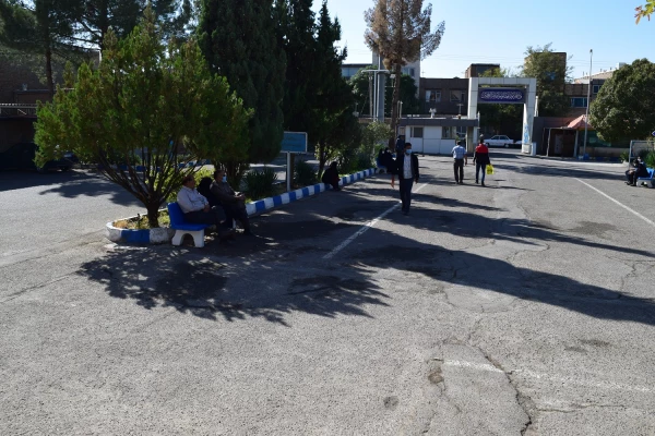 آغاز فرآیند ثبت نام حضوری از پذیرفته شدگان مقطع کارشناسی 1400 6