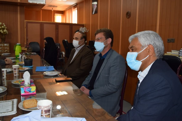 تقدیر از کارشناس کتابدار و فعالان حوزه مطالعه و کتابخوانی  4