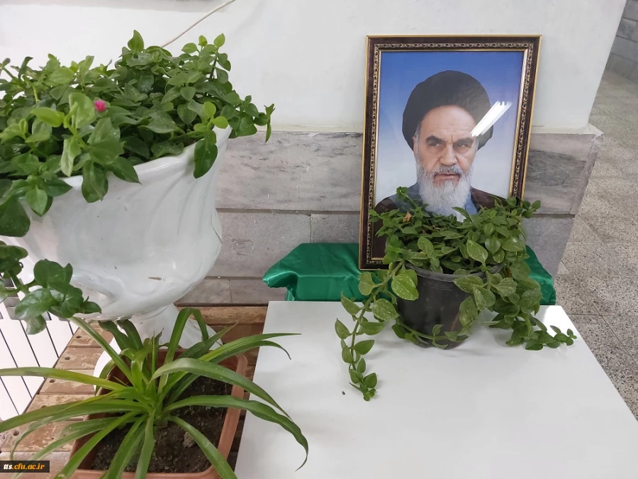 نواخته شدن زنگ انقلاب اسلامی در دانشگاه فرهنگیان سبزوار به روایت تصویر  2