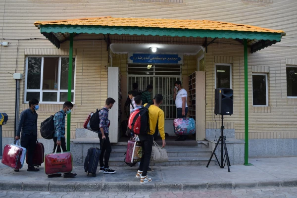 حضور دانشجو معلمان محترم ورودی 1400 در دانشگاه فرهنگیان سبزوار و از سرگیری آموزش حضوری  7