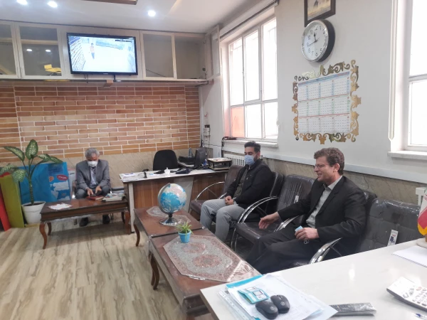 حضور در مدارس مجری طرح کارورزی 9