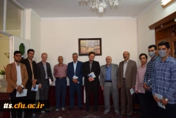 به مناسبت دهه سرآمدی آموزش صورت گرفت. حضور در منزل دو تن از استادان گرانقدر بازنشسته  3