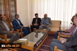 به مناسبت دهه سرآمدی آموزش صورت گرفت. حضور در منزل دو تن از استادان گرانقدر بازنشسته  8