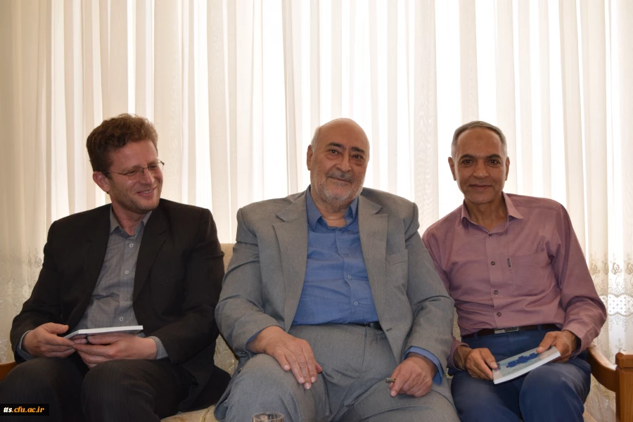 به مناسبت دهه سرآمدی آموزش صورت گرفت. حضور در منزل دو تن از استادان گرانقدر بازنشسته  10