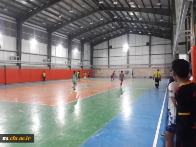 برگزاری مسابقات فوتسال، به مناسبت دهه سرآمدی آموزش و گرامیداشت مقام معلم 