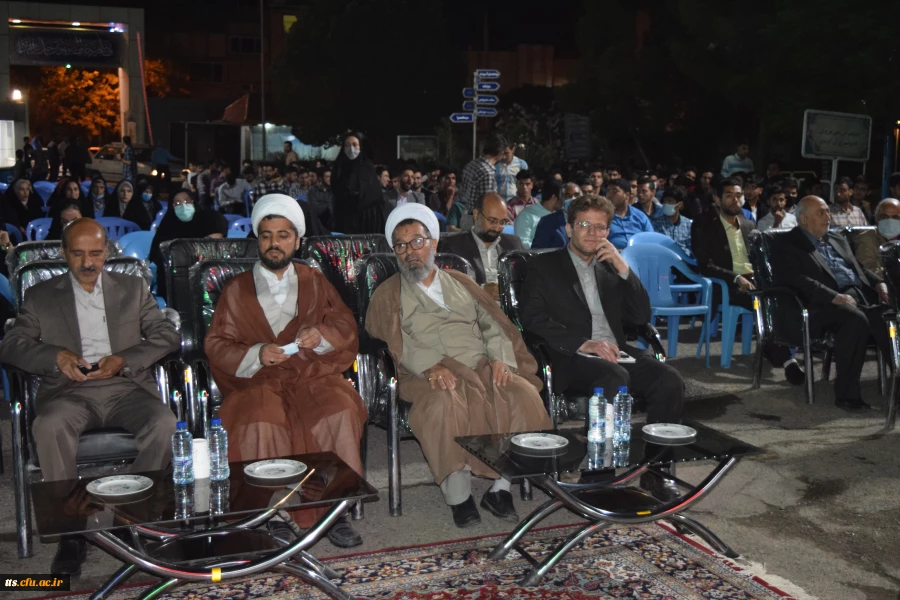 مراسم گرامیداشت دهه سرآمدی آموزش و مقام معلم برگزار شد.  7