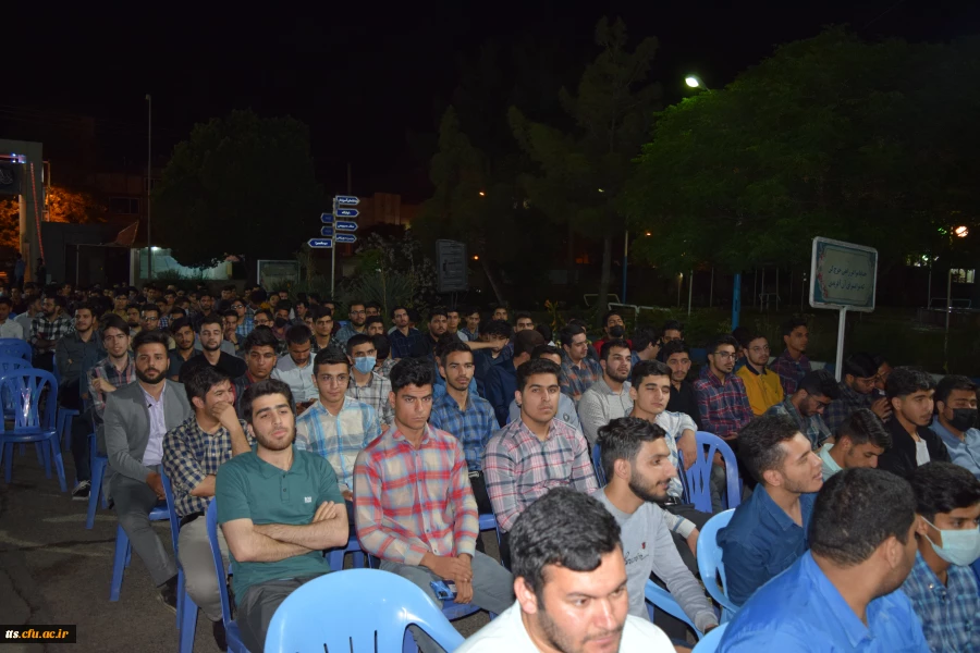 مراسم گرامیداشت دهه سرآمدی آموزش و مقام معلم برگزار شد.  8