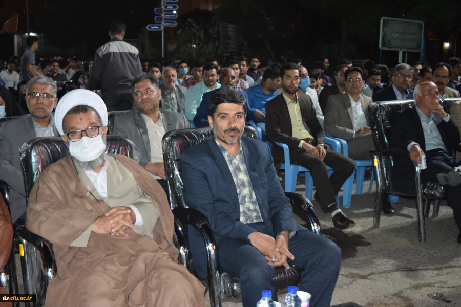 مراسم گرامیداشت دهه سرآمدی آموزش و مقام معلم برگزار شد.  12