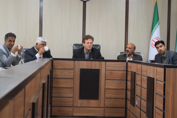 ده ورزی برادران دانشجو معلم در دبستان های روستایی شهرستان ششتمد   7