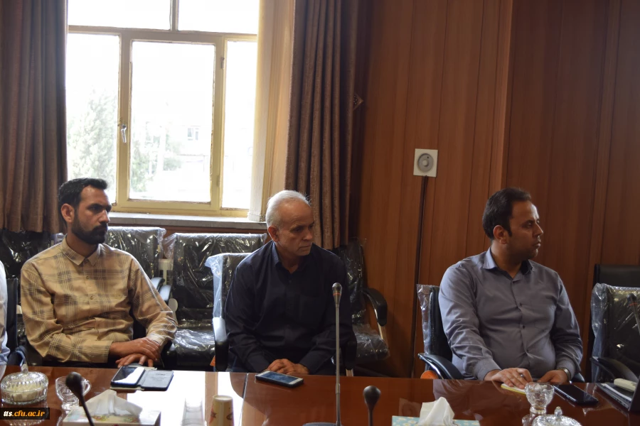 برگزاری جلسه شورای مرکز  5