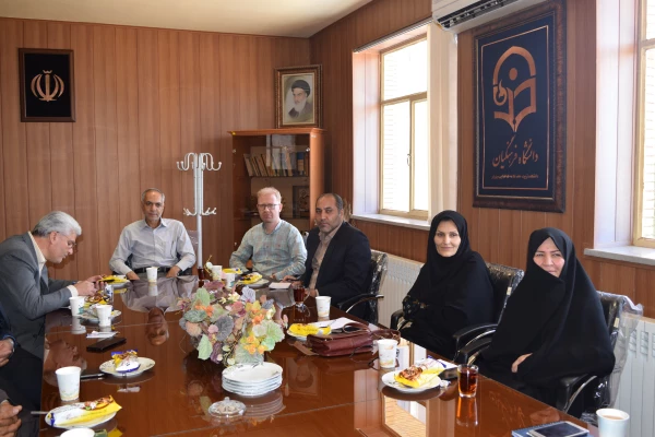 حضور مسئولان آموزش و پرورش شهرستان در دانشگاه فرهنگیان سبزوار  7