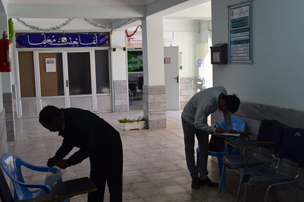 آغاز فرآیند ثبت نام حضوری از پذیرفته شدگان ورودی سال 1401  8