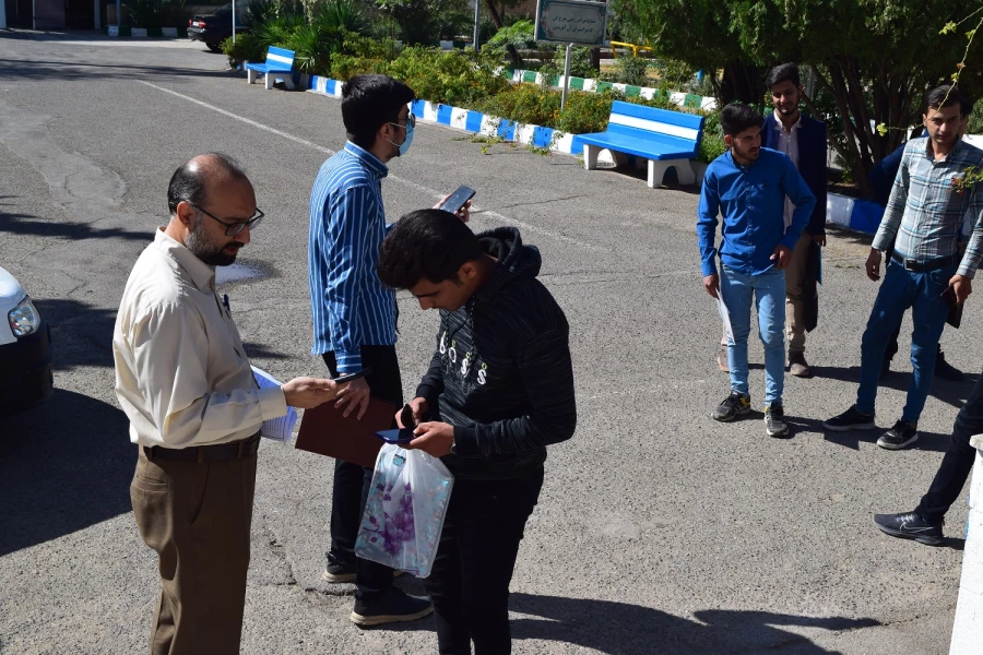 آغاز فرآیند ثبت نام حضوری از پذیرفته شدگان ورودی سال 1401  9