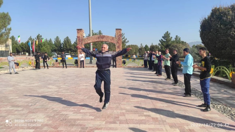 همایش پیاده روی به مناسبت گرامیداشت هفته تربیت بدنی  13