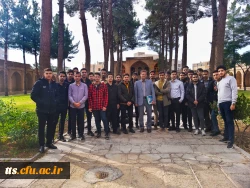 برگزاری کلاس درس فلسفه تربیتی اسلام در فضای آرامگاه حکیم حاج ملاهادی سبزواری (اسرار)  7