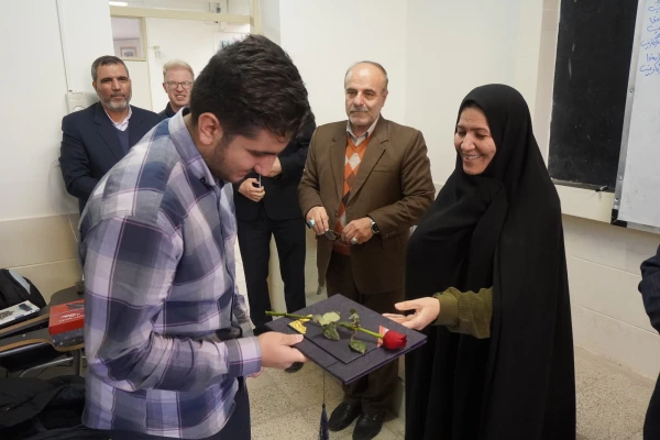 صدور و اهدای احکام دانشجو معلمان ورودی 1401 با حضور آقای حسینی معاون محترم مدیر کل و مدیریت اموزش و پرورش سبزوار  8