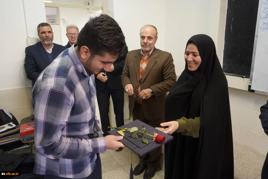 صدور و اهدای احکام دانشجو معلمان ورودی 1401 با حضور آقای حسینی معاون محترم مدیر کل و مدیریت اموزش و پرورش سبزوار  8