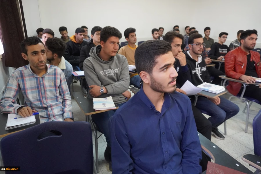 صدور و اهدای احکام دانشجو معلمان ورودی 1401 با حضور آقای حسینی معاون محترم مدیر کل و مدیریت اموزش و پرورش سبزوار  9