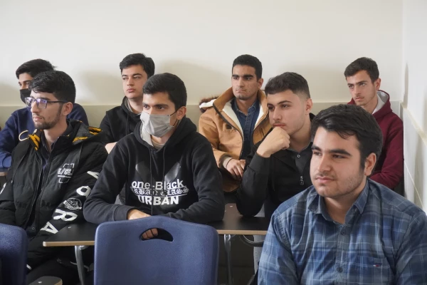 صدور و اهدای احکام دانشجو معلمان ورودی 1401 با حضور آقای حسینی معاون محترم مدیر کل و مدیریت اموزش و پرورش سبزوار  12