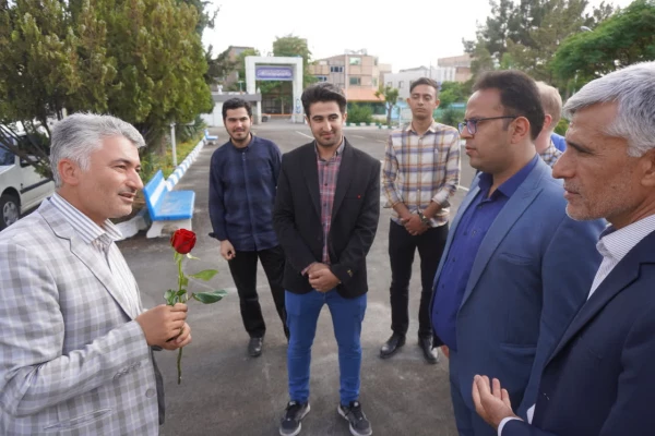 تقدیر از مقام شامخ استاد در کلاس های درس دانشگاه فرهنگیان سبزوار  11