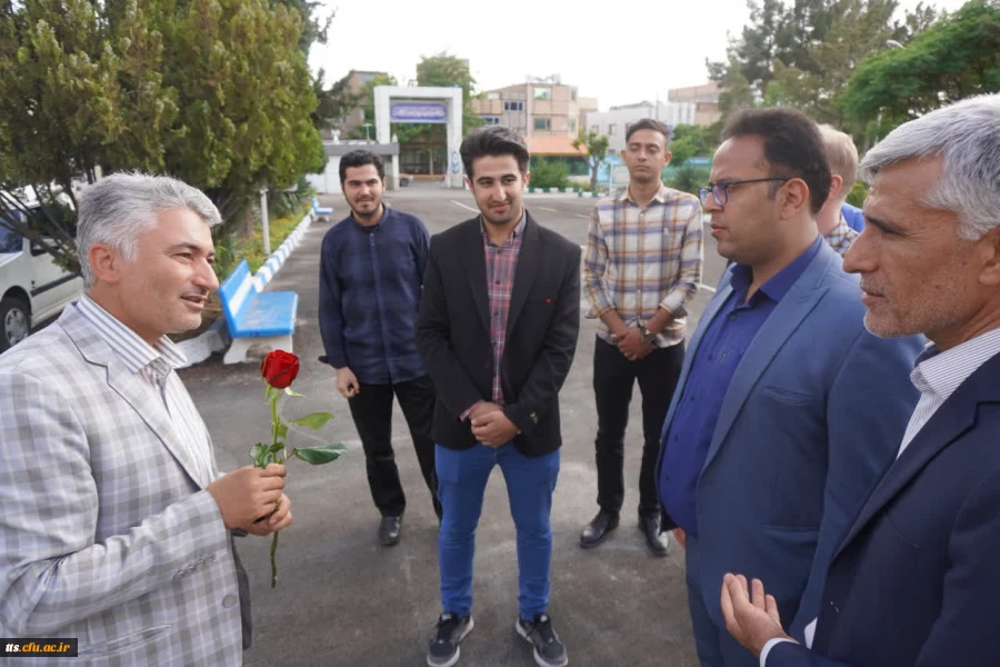 تقدیر از مقام شامخ استاد در کلاس های درس دانشگاه فرهنگیان سبزوار  11