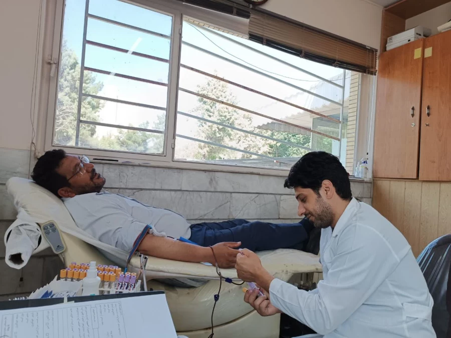 اهدای خون جمعی از کارکنان مرکز علامه طباطبایی سبزوار  3