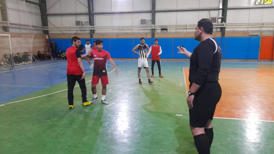 برگزاری مسابقات فوتسال و والیبال جام شهید غیرت  3