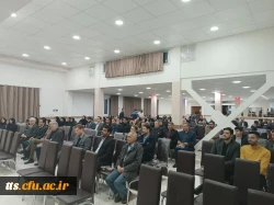 کارگاه باز آموزی کارورزی -ویژه مدیران و معلمان مدارس مجری طرح کارورزی برگزار شد.  5