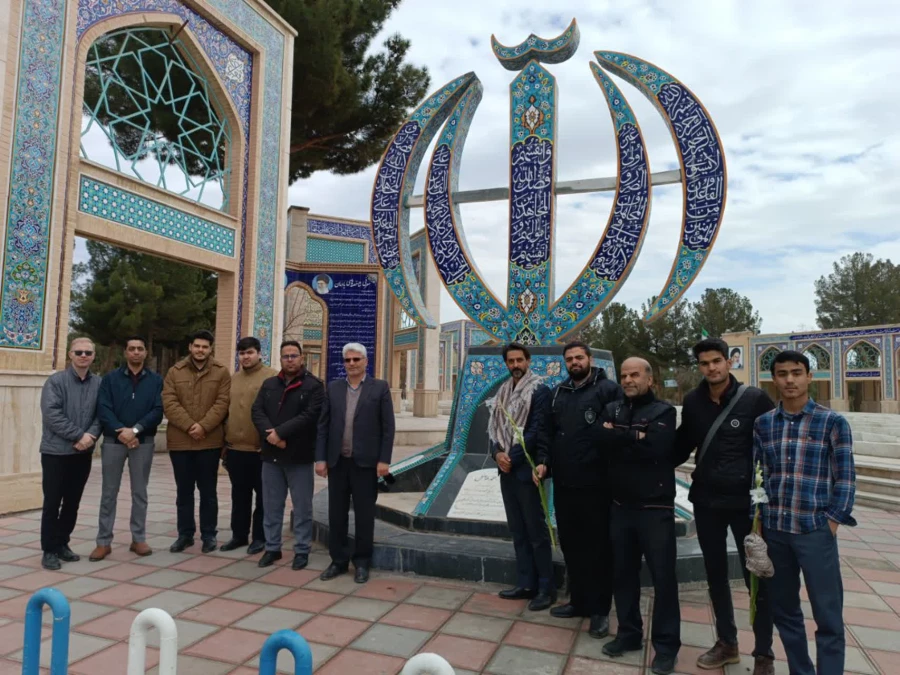 غبار روبی گلزار شهدای شهرستان سبزوار  4