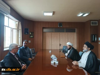 حضور حجة الاسلام و المسلمین اخباری، مدیریت حوزه علمیه شهرستان سبزوار در دانشگاه فرهنگیان این شهرستان و عرض تبریک به مناسبت گرامیداشت مقام معلم