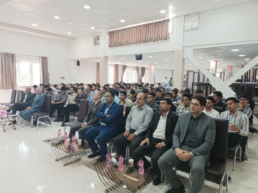 آیین استقبال از دانشجومعلمان ورودی ۱۴۰۳
 4