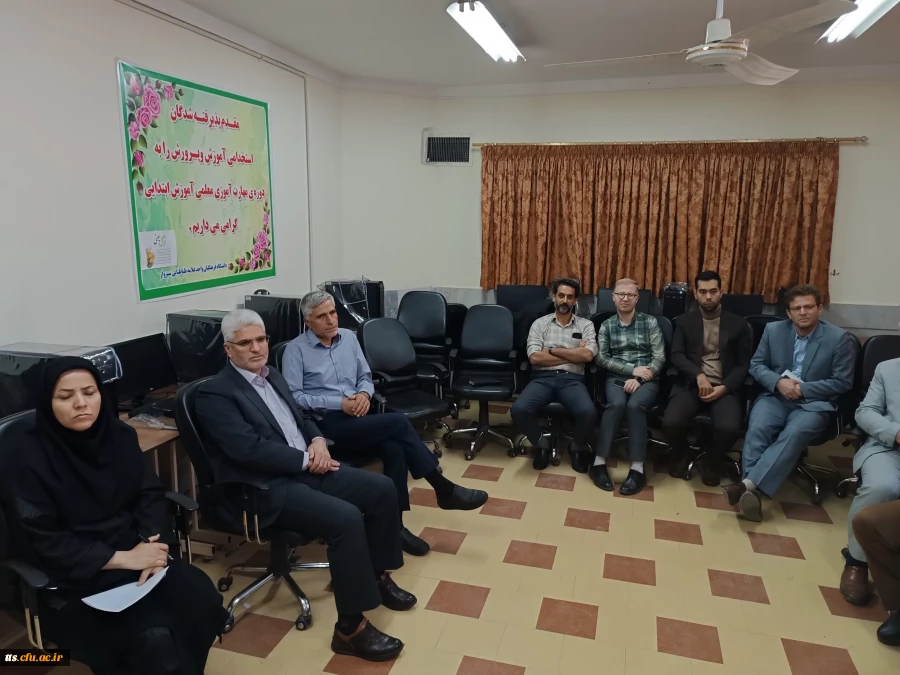 کارگاه دانش افزایی آموزش هوش مصنوعی ویژه کارکنان و استادان دانشگاه فرهنگیان سبزوار، برگزار گردید  2