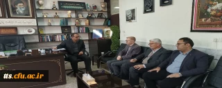 حضور ناصری، ریاست دانشگاه فرهنگیان سبزوار با هیات همراه در دفتر معاون مدیر کل و مدیر آموزش و پرورش سبزوار و عرض تبریک به جهت انتصاب ایشان.
