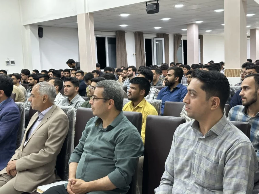 آئین گرامیداشت سراهای دانشجویی برگزار گردید.  5